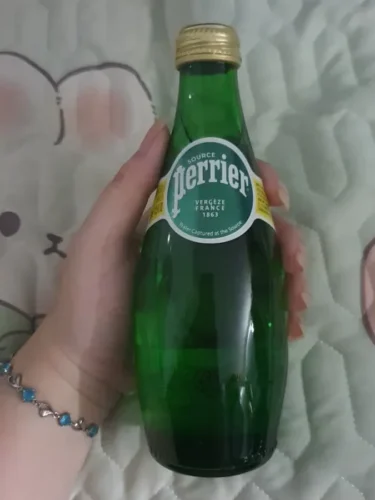 Nhấp để xem toàn màn hình Thùng 12 Chai Perrier Sparkling Glass 330ml photo review