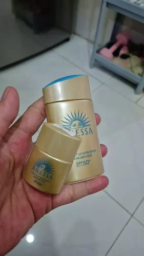 Sữa Chống Nắng Anessa Kiềm Dầu SPF50+ PA++++ photo review